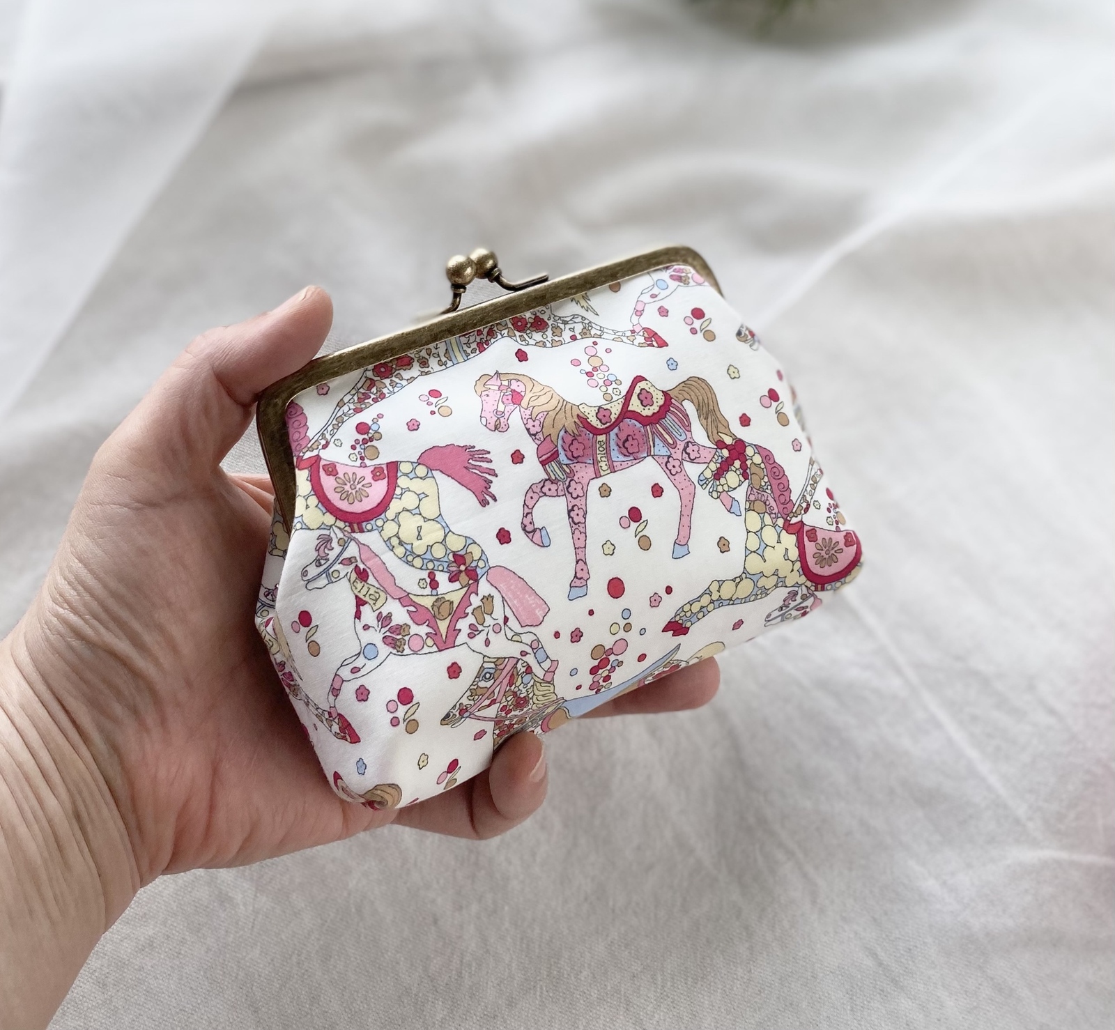 ちか太郎　親子がま口まミニ財布３点　ハンドメイド かぎ針編みモチーフミニフラワー柄 の親子がま口財布 その他ミニ