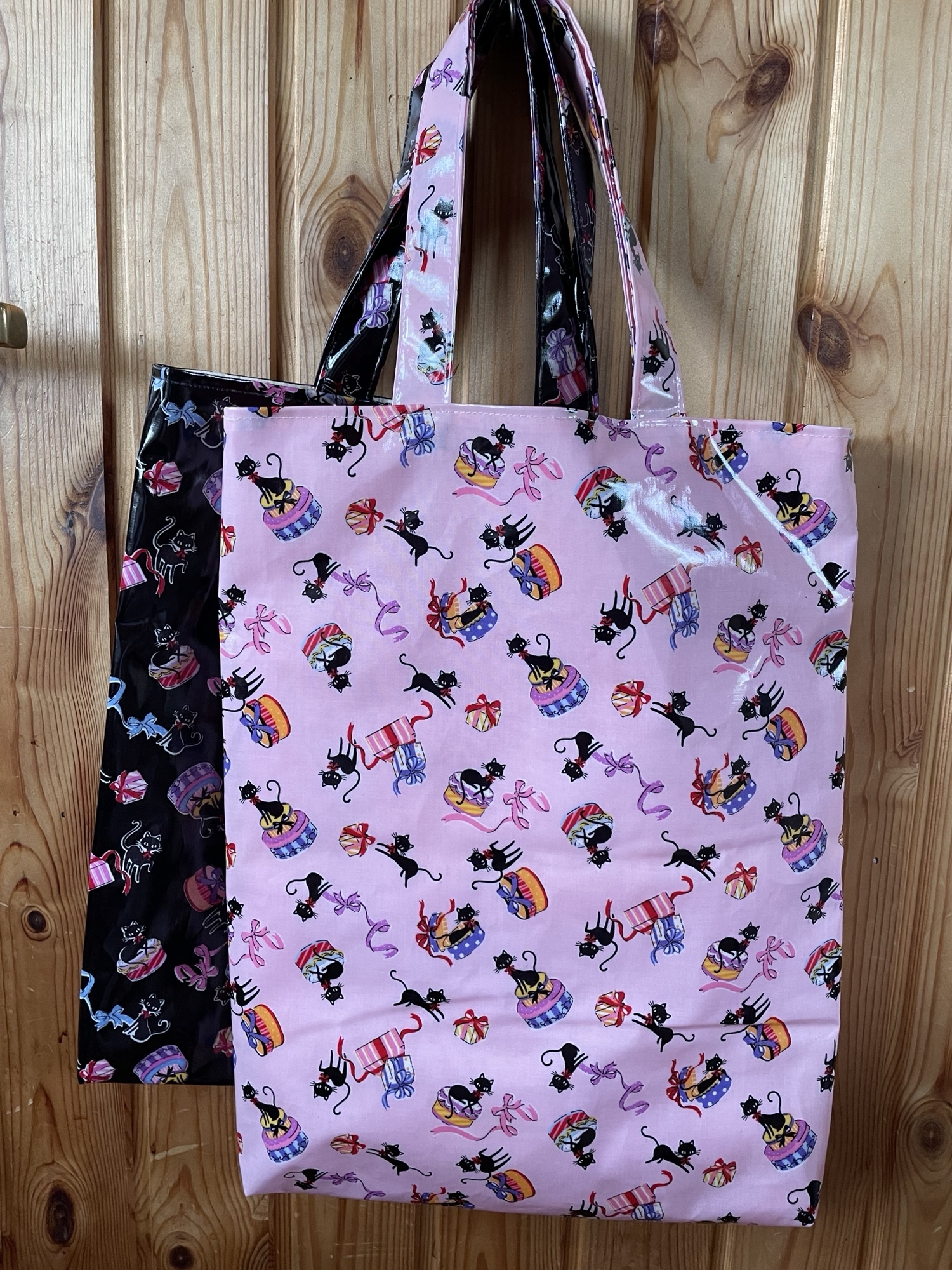感謝価格　SALE 猫柄　お散歩トートバッグ　人気　ハンドメイド　ラスト一点 1_989d713235505b737a325530b01d