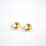 ジョンキル》8mm 4470 スクエア高品質ガラス 2個