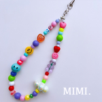 ビーズストラップ☁️スマホストラップ🧸ハンドストラップ❤️ニコニコポップ🟣¨̮* /MIMI. 