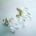 ｒｉｂｂｏｎと靴のピアス/イヤリング ゆらゆら揺れる