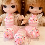 ソフトクリーム🍦溶けちゃうよ❗️(ストロベリー)