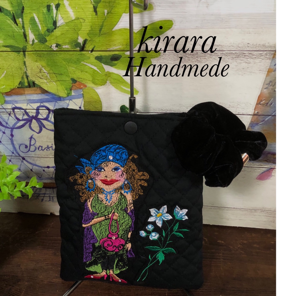ロラライハリス　刺繍　ダブルバッグ　ショルダーバッグ ロラライハリス刺繍 トートバッグ＆ショルダーバッグ