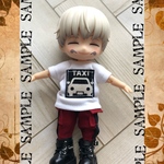 ねんどろいどどーる　服　少しだけ丈の長い　白色Tシャツ　TAXI