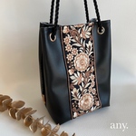 【受注制作🪡】秋冬新作✨インド刺繍リボン 巾着バッグ✨elegant black🖤バッグ ハンドバッグ ショルダーバッグ トートバッグ　再販5！