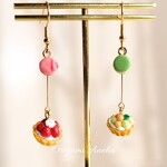 苺  メロン タルト・抹茶 さくら マカロン ✾ 可愛い を詰め込んだ贅沢 スイーツ アクセサリー🍰 （ピアス / イヤリング/チャーム/ストラップ/キーホルダー） 揺れる ミニチュア