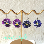 刺繍糸ビオラのイヤリング/ピアス