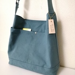 ななめ掛けできるショルダーバッグ（11号帆布、くすみブルーグレー)