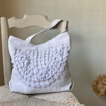 whiteworkお守りバッグ*フランスアンティーク*ホームスパンリネン*立体的なバラ*トートバッグ*ヴィンテージ