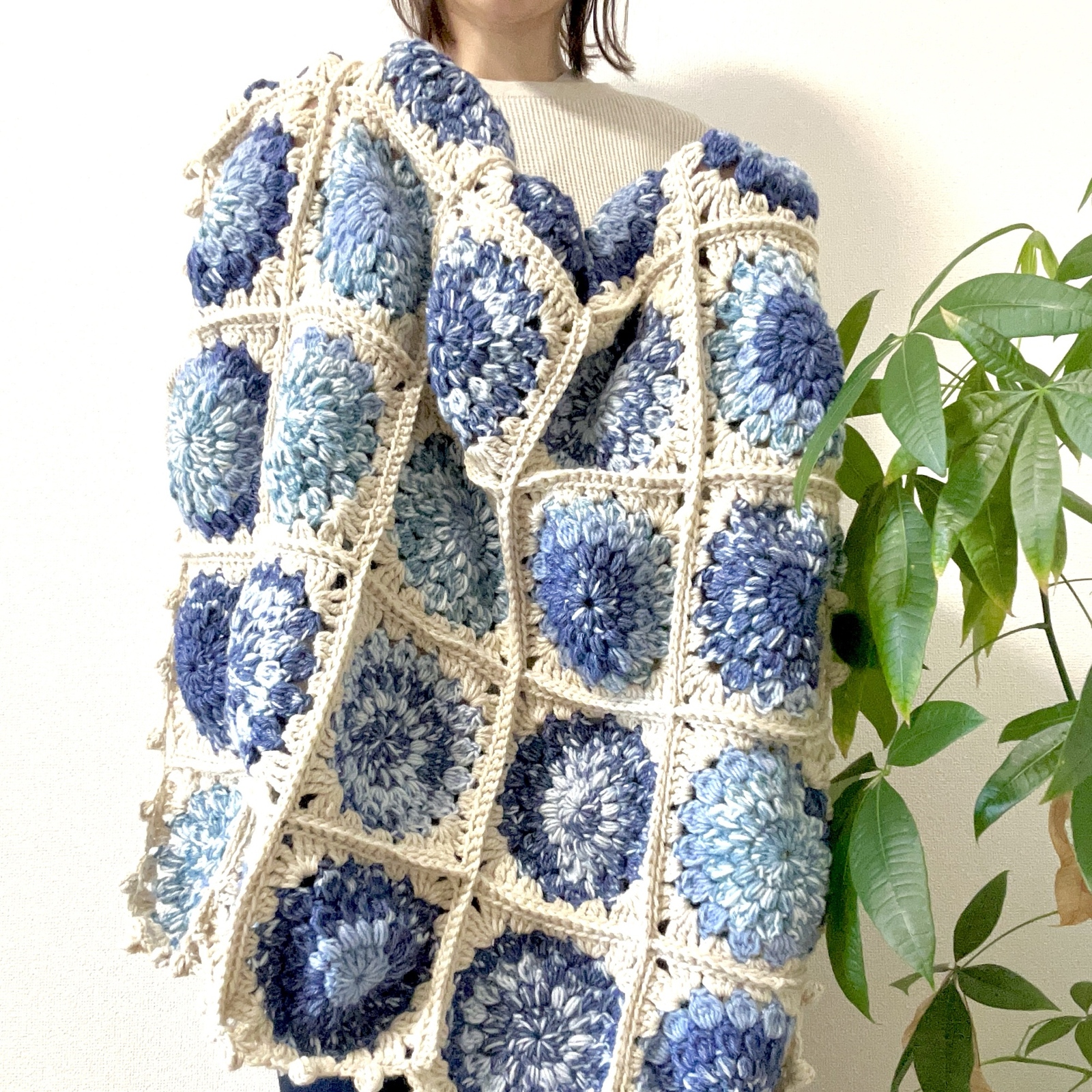 ブルー モチーフ編みオーシャンブランケット - hilo2820 | minne byGMO
