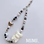 ビーズストラップ🖤スマホストラップ🧸ハンドストラップ⚪️ホワイトベア❤︎LOVE🖤¨̮* /MIMI. 