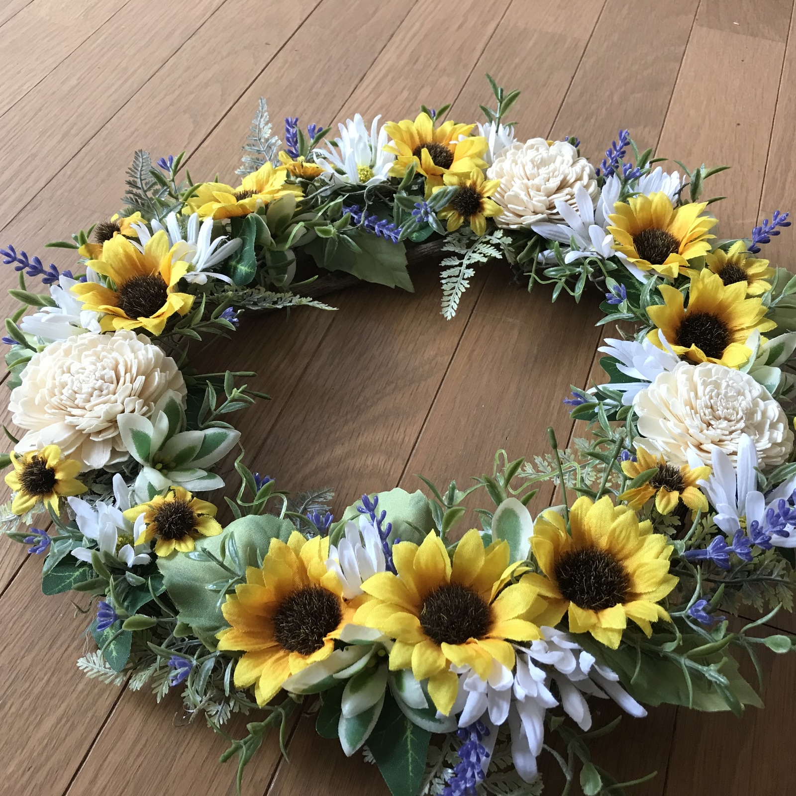 特大サイズで存在感抜群♡パンジーとホワイトローズのリース　スプリングリース 特大サイズで存在感抜群♡パンジーとホワイトローズのリース