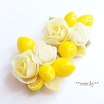 【♡76】樹脂粘土　薔薇とレモンのブーケ　パーツ（2ｹ）ハンドメイド　アクセサリー素材