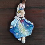 刺繍バッグチャーム　天の川ワンピースのうさぎ