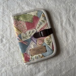 お薬手帳ケース　母子手帳＆通帳＆ノートケース　パスポートケース マルチケースA6  パッチワーク柄