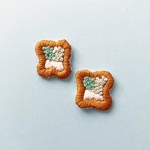 caramel×green刺繍ピアス/イヤリング/キャラメル