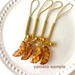 焼き目リニューアル！ミニサイズ！餃子　1個　根付け　フェイクフード  ギフト　個性的アクセサリー　帯留め　中華　鈴