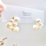 No.139 パール　ピアス　沢山　後ろもパール　ハンドメイド　アクセサリー　結婚式　ウェディング　結婚式アクセサリー　卒業式　入学式