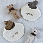 ˙ᴥ˙ three bears bib  名入れできます
