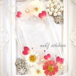 キラキラ押し花のiPhoneケース❣️受注製作