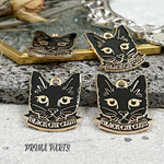 4個 黒猫 ネコ メタル プレート チャーム ゴールド