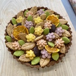 お花のキャラメルタルト（Lサイズ）パーティーにおすすめ
