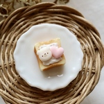 ミニチュアパン　くまさんとハート