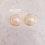no.225 パール カボション ピアス、イヤリング