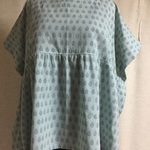 ドロップ柄のスクエアプルオーバー