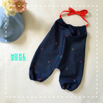 刺繍が可愛い！デニムサロペット