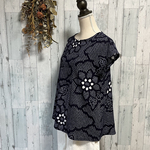☆  有松絞　濃紺に白花柄　浴衣服　フレンチ袖ブラウス♪
