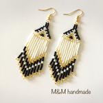 ネイティヴ♡フリンジピアス♡白×黒
