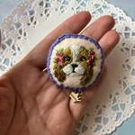 キャバリア刺繍ブローチ