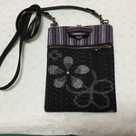 和柄の小さめポシェット(黒)