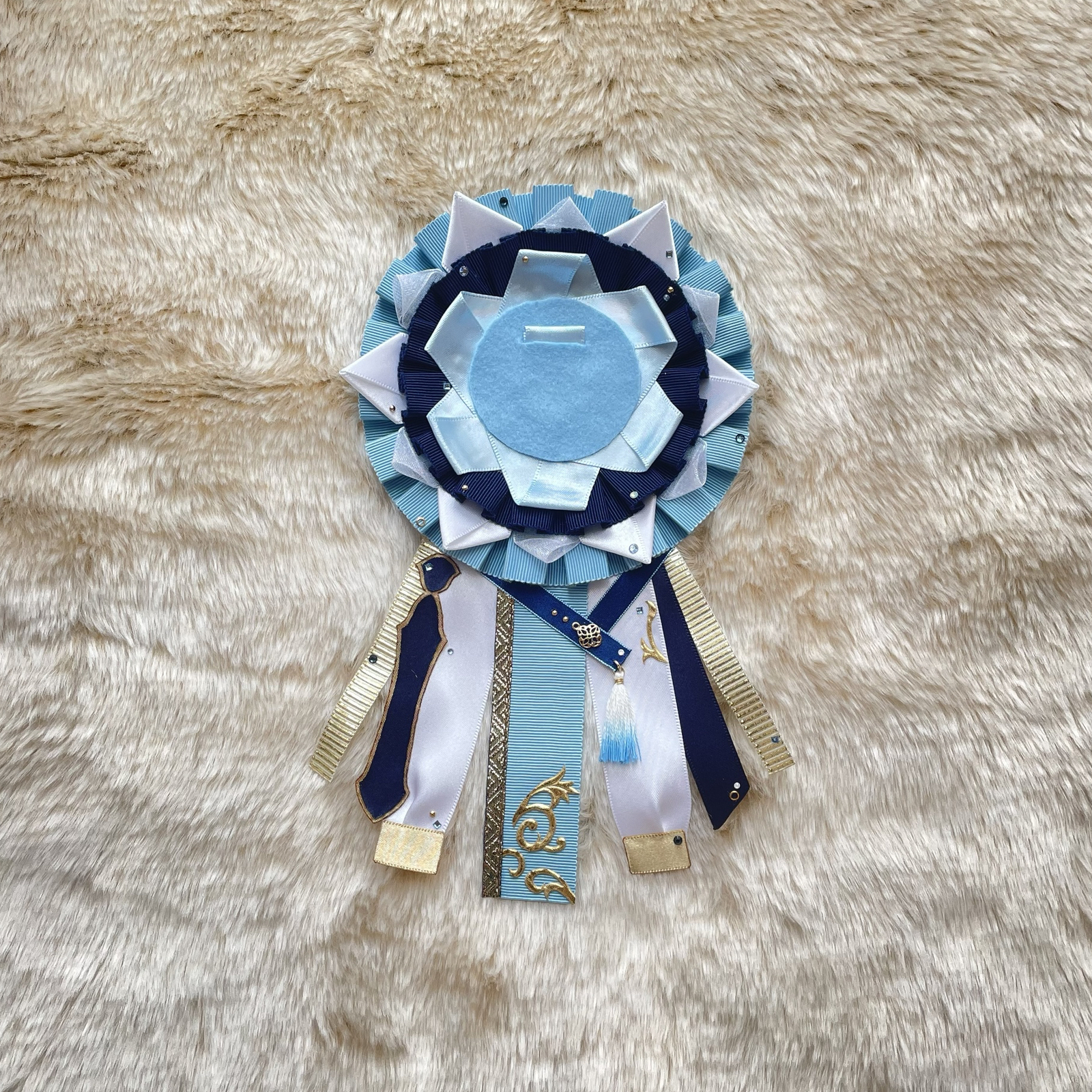 ハンドメイド　ロゼット 受注生産】💙キャラクターモチーフロゼット - Hajuish | minne