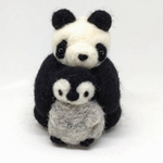 ペンギンぬいぐるみとパンダ君　2024