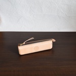 ナチュラルのヌメ革のBOX型ペンケース（小）