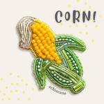 とうもろこしのビーズ刺繍ブローチ　夏　野菜