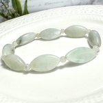 可愛いリーフ型の翡翠のブレスレット❣️❣️