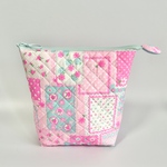 ピンクスキルティングビッグポーチ