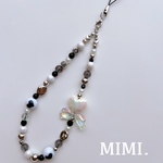 ビーズストラップ🤍🎀スマホストラップ🖤ハンドストラップ⚪️リボンハート❤︎¨̮* /MIMI. 