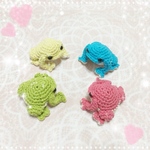 あみぐるみ💓手のりカラフルカエルちゃん🐸