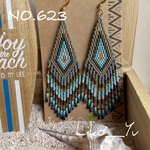 NO. 623 フリンジ ピアス ネイティブ グレーベース×薄ターコイズ[受注制作] 