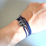 「生命の樹」ガーネットとチタンのバングル・受注生産