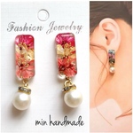 レジン　カボション　ハンドメイド　ピアス　