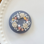 ビーズ刺繍くるみボタン（ヘアゴム/ブローチ）