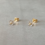 【受注制作】一花ピアス　５mm　Gクラウドブルー