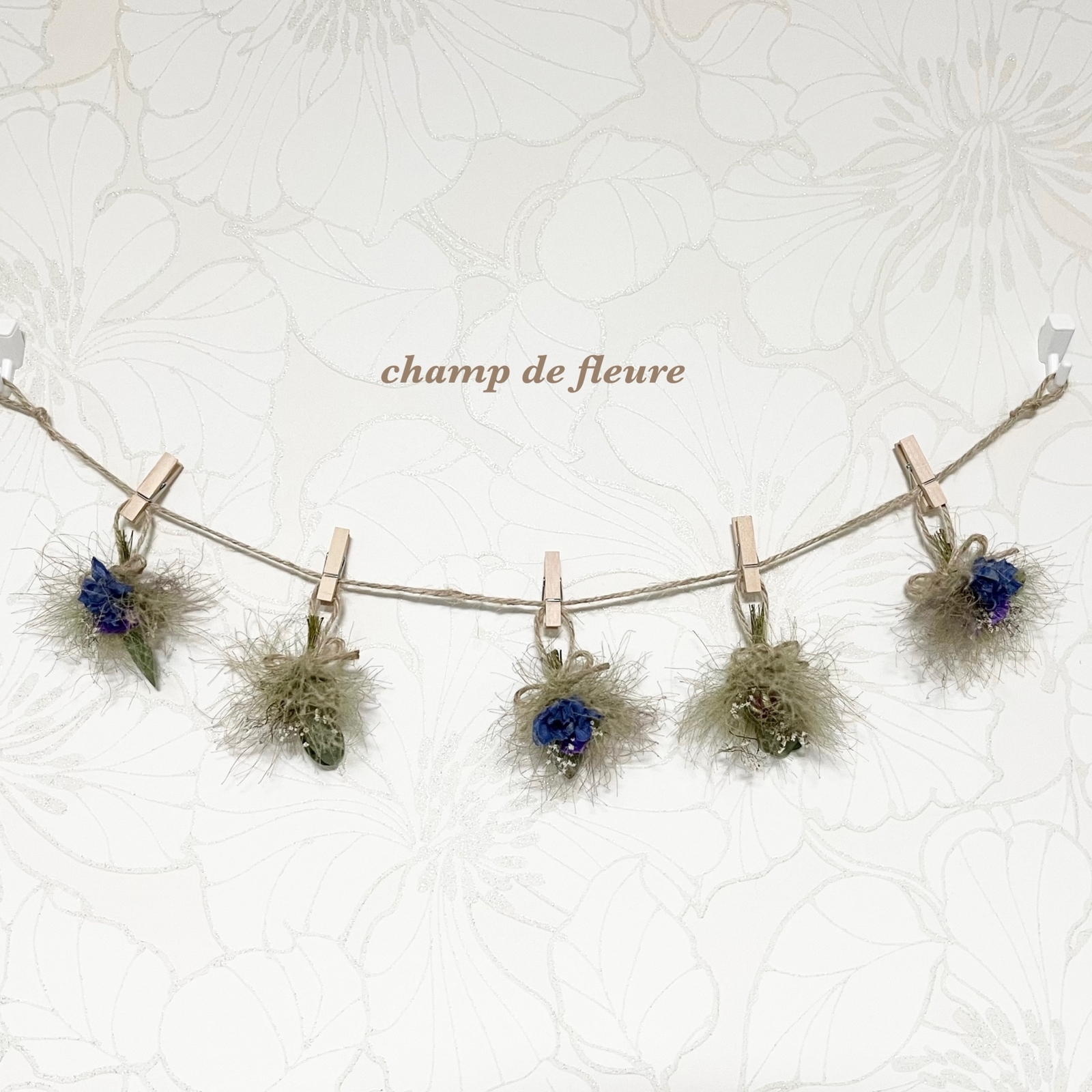 スモークツリーとアナベルのスワッグ - 花工房 champ de fleure