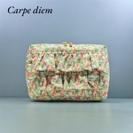 リバティ　ファイフ・ベリーズ　フリルポーチ