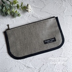 当ショップ人気NO.1 ラミネートぺたんこ通帳・保険証・お薬手帳ポーチ ヒッコリーストライプ ブラック 黒 ファスナーポーチ 仕切り付きポーチ